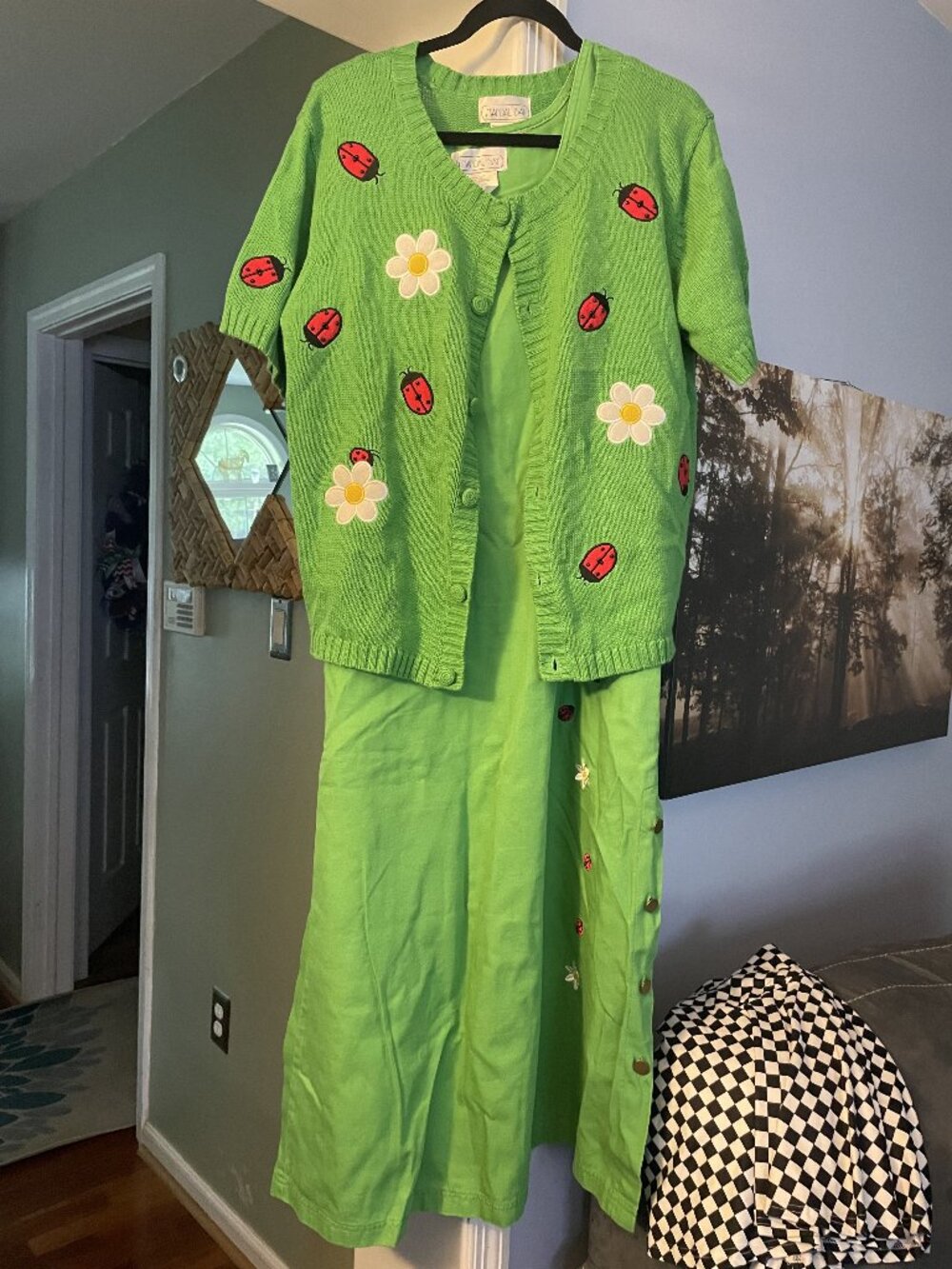 Mandal Day ladies 2pc dress set